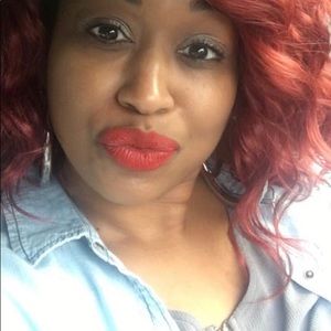 Meet your Posher, Luchrisa